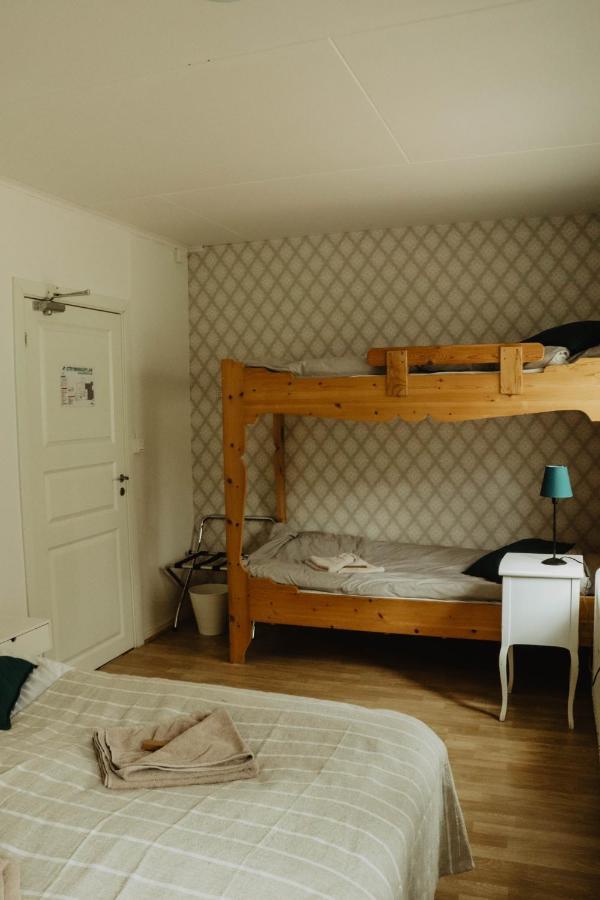 Turistgarden Saerna Bed & Breakfast Exterior photo